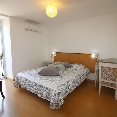 Auberge De La Couronne Lablachere Екстер'єр фото